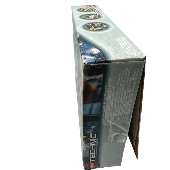 LEGO Technic Slammer Stunt Bike Set 8240  Ages 7+  Complete With Instructions - Picture 8 of 8